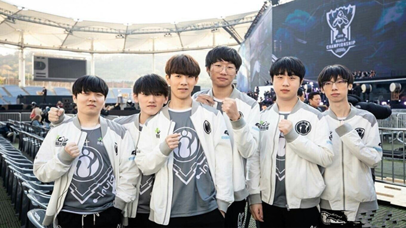 回归首战 回归首战