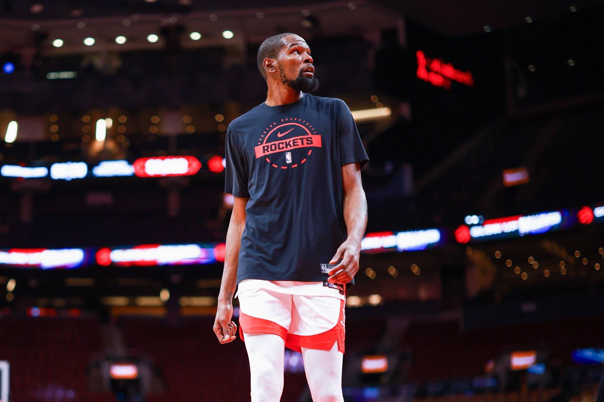 比增长显著 比增长显著